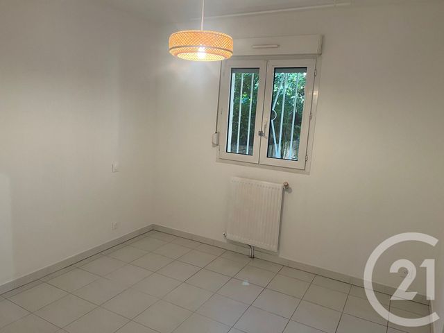 Appartement F2 à louer - 2 pièces - 45.9 m2 - NIMES - 30 - LANGUEDOC-ROUSSILLON - Century 21 Jcd Immobilier