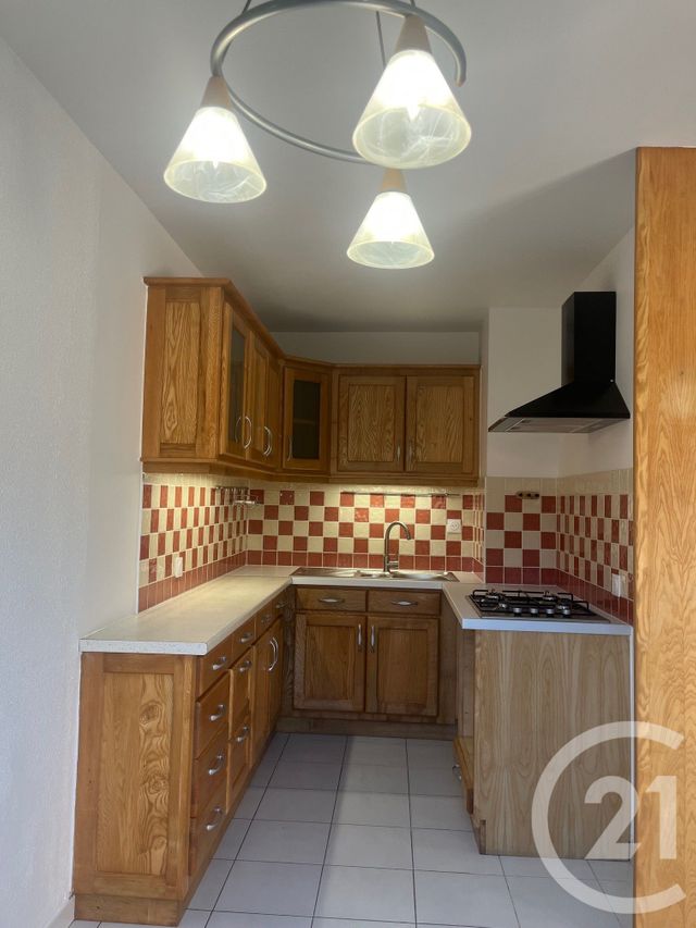 Appartement F2 à louer - 2 pièces - 45.9 m2 - NIMES - 30 - LANGUEDOC-ROUSSILLON - Century 21 Jcd Immobilier