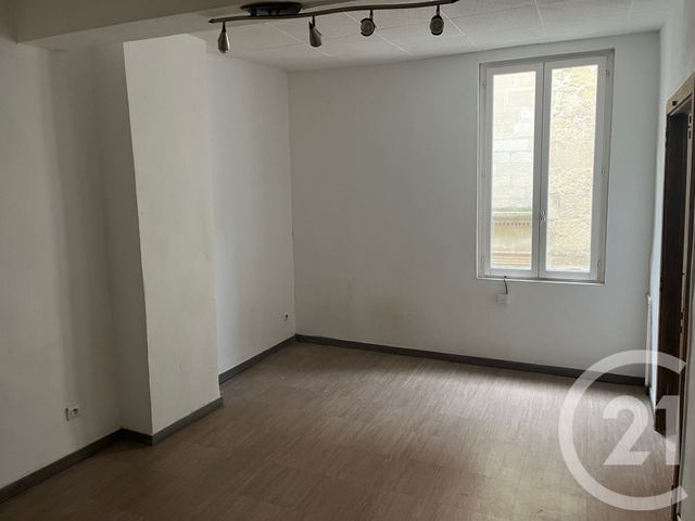Appartement F2 à louer - 2 pièces - 42.17 m2 - SOMMIERES - 30 - LANGUEDOC-ROUSSILLON - Century 21 Jcd Immobilier