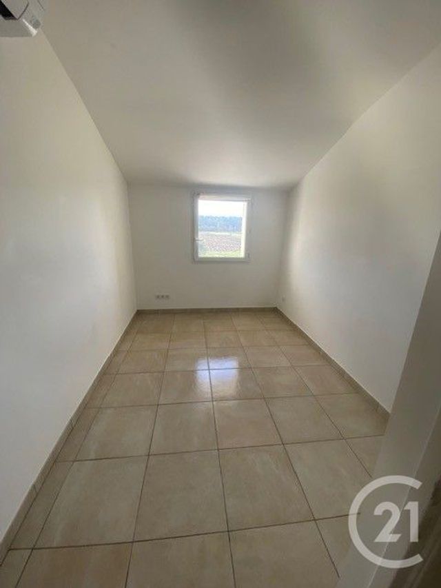 Appartement F4 à louer - 4 pièces - 74.45 m2 - SARDAN - 30 - LANGUEDOC-ROUSSILLON - Century 21 Jcd Immobilier