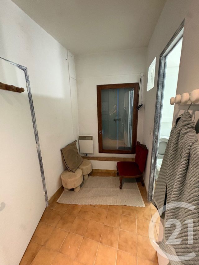 Appartement F3 à louer - 3 pièces - 43.29 m2 - SOMMIERES - 30 - LANGUEDOC-ROUSSILLON - Century 21 Jcd Immobilier