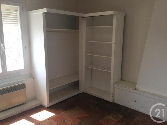 Appartement F2 à louer - 2 pièces - 58.72 m2 - SOMMIERES - 30 - LANGUEDOC-ROUSSILLON - Century 21 Jcd Immobilier