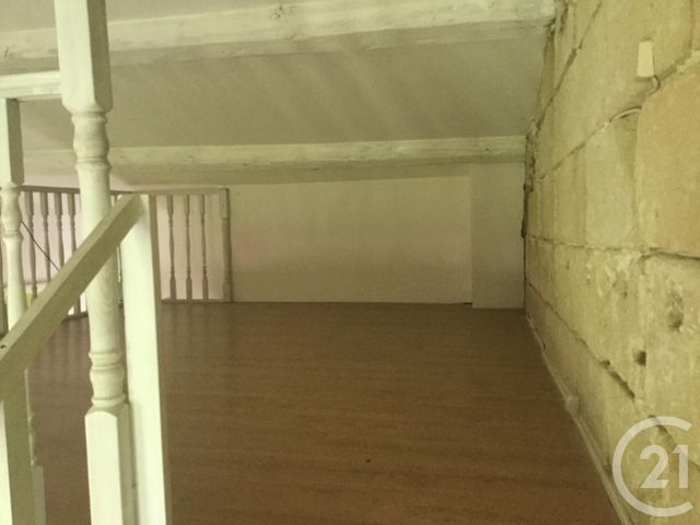 Appartement F2 à louer - 2 pièces - 58.72 m2 - SOMMIERES - 30 - LANGUEDOC-ROUSSILLON - Century 21 Jcd Immobilier