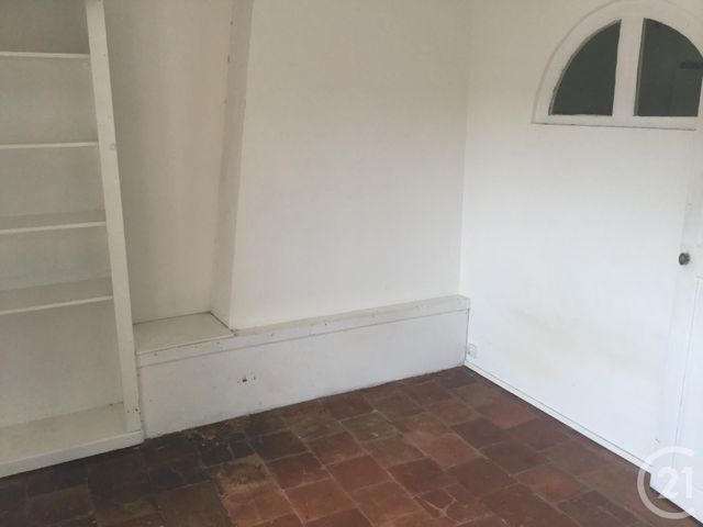 Appartement F2 à louer - 2 pièces - 58.72 m2 - SOMMIERES - 30 - LANGUEDOC-ROUSSILLON - Century 21 Jcd Immobilier