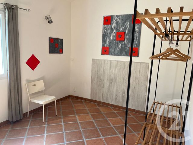 maison à louer - 3 pièces - 61.1 m2 - MONTAUD - 34 - LANGUEDOC-ROUSSILLON - Century 21 Jcd Immobilier