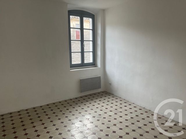Appartement F3 à louer - 3 pièces - 63.5 m2 - SOMMIERES - 30 - LANGUEDOC-ROUSSILLON - Century 21 Jcd Immobilier