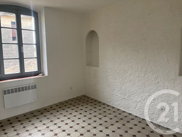 Appartement F3 à louer - 3 pièces - 63.5 m2 - SOMMIERES - 30 - LANGUEDOC-ROUSSILLON - Century 21 Jcd Immobilier