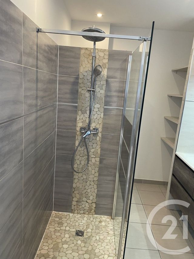 maison à louer - 4 pièces - 85.0 m2 - SOMMIERES - 30 - LANGUEDOC-ROUSSILLON - Century 21 Jcd Immobilier