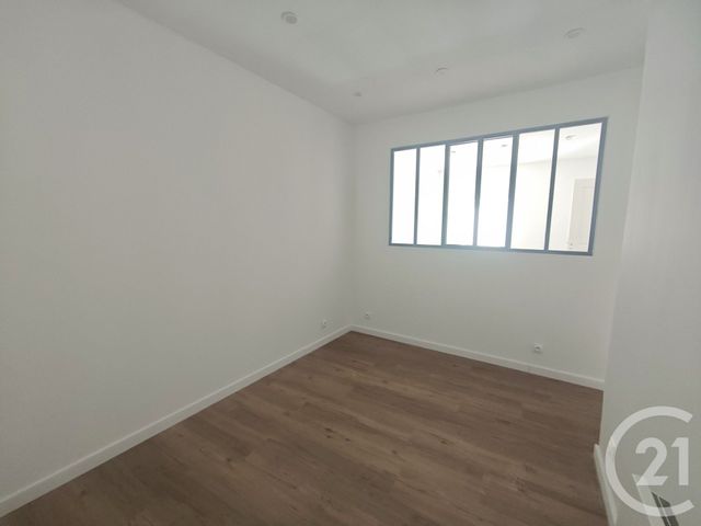 Appartement F3 à vendre - 3 pièces - 56.12 m2 - ST HIPPOLYTE DU FORT - 30 - LANGUEDOC-ROUSSILLON - Century 21 Jcd Immobilier