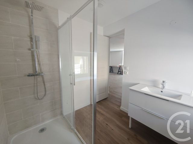 Appartement F3 à vendre - 3 pièces - 56.12 m2 - ST HIPPOLYTE DU FORT - 30 - LANGUEDOC-ROUSSILLON - Century 21 Jcd Immobilier