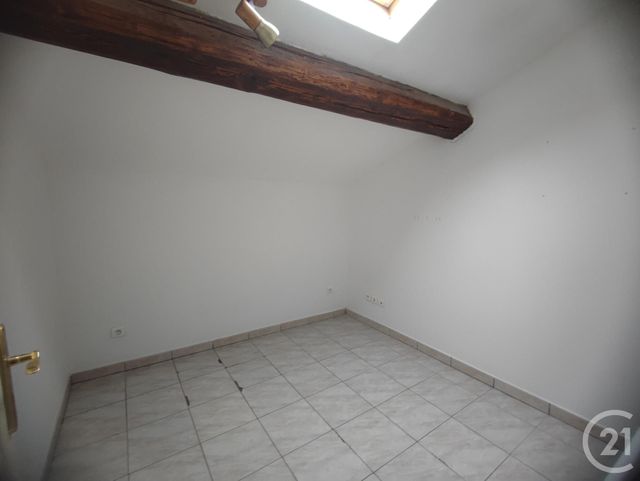 Appartement F3 à louer - 4 pièces - 90.54 m2 - ST CLEMENT - 30 - LANGUEDOC-ROUSSILLON - Century 21 Jcd Immobilier