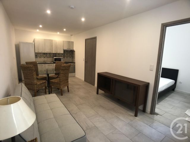 Appartement F2 à louer - 2 pièces - 32.09 m2 - NIMES - 30 - LANGUEDOC-ROUSSILLON - Century 21 Jcd Immobilier