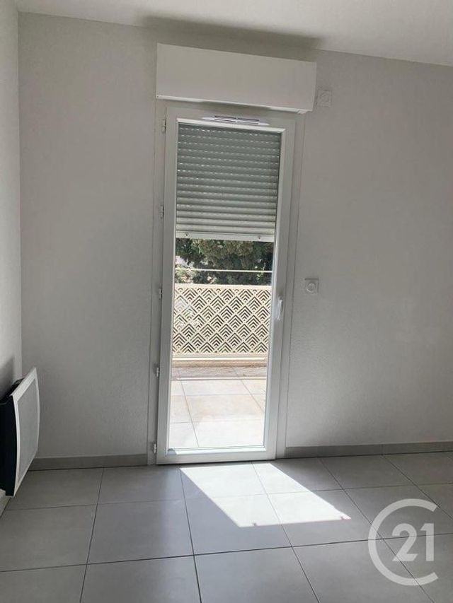 Appartement F2 à louer - 2 pièces - 46.45 m2 - NIMES - 30 - LANGUEDOC-ROUSSILLON - Century 21 Jcd Immobilier