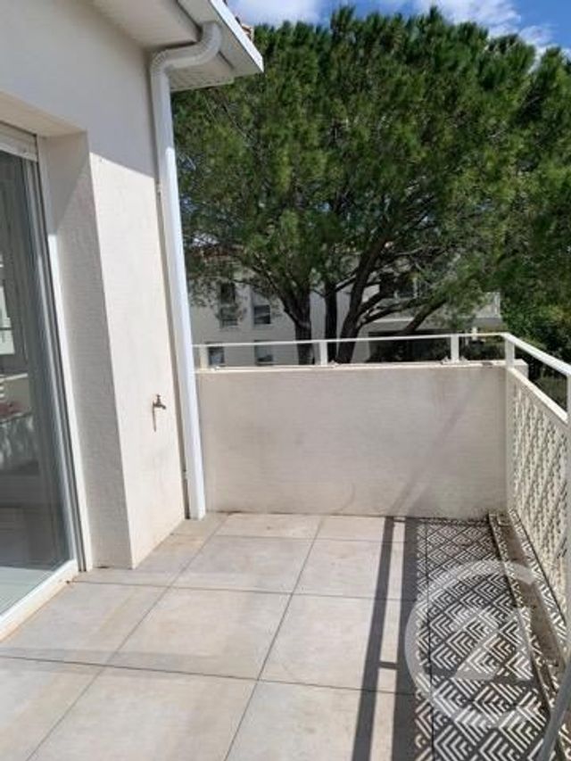 Appartement F2 à louer - 2 pièces - 46.45 m2 - NIMES - 30 - LANGUEDOC-ROUSSILLON - Century 21 Jcd Immobilier