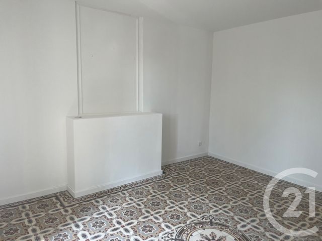 maison à louer - 5 pièces - 162.6 m2 - MONTMIRAT - 30 - LANGUEDOC-ROUSSILLON - Century 21 Jcd Immobilier