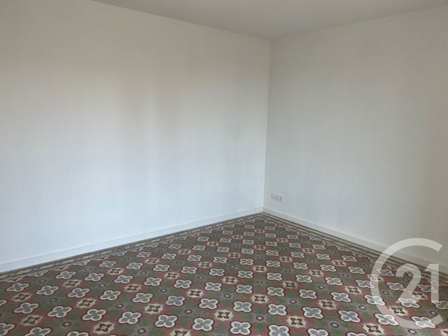 maison à louer - 5 pièces - 162.6 m2 - MONTMIRAT - 30 - LANGUEDOC-ROUSSILLON - Century 21 Jcd Immobilier
