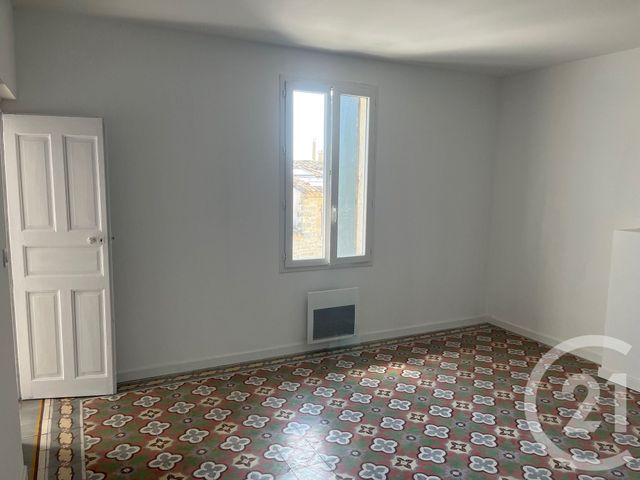 maison à louer - 5 pièces - 162.6 m2 - MONTMIRAT - 30 - LANGUEDOC-ROUSSILLON - Century 21 Jcd Immobilier