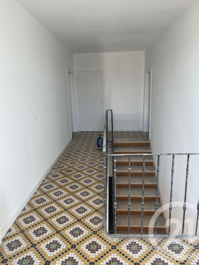 maison à louer - 5 pièces - 162.6 m2 - MONTMIRAT - 30 - LANGUEDOC-ROUSSILLON - Century 21 Jcd Immobilier