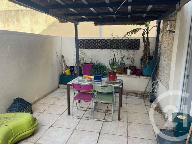Appartement F2 à louer - 2 pièces - 32.5 m2 - LUNEL - 34 - LANGUEDOC-ROUSSILLON - Century 21 Jcd Immobilier