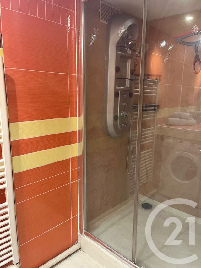 Appartement F2 à louer - 2 pièces - 32.5 m2 - LUNEL - 34 - LANGUEDOC-ROUSSILLON - Century 21 Jcd Immobilier
