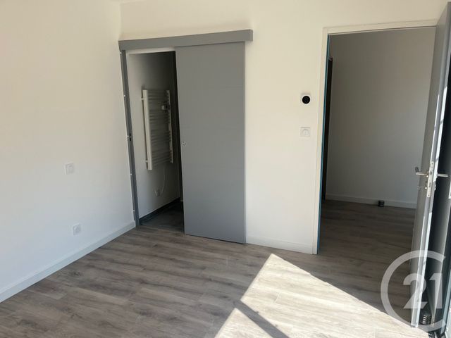 maison à louer - 5 pièces - 107.01 m2 - VERGEZE - 30 - LANGUEDOC-ROUSSILLON - Century 21 Jcd Immobilier