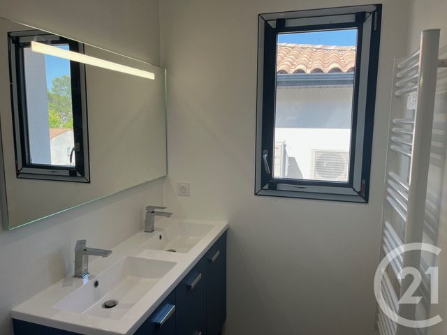 maison à louer - 5 pièces - 107.01 m2 - VERGEZE - 30 - LANGUEDOC-ROUSSILLON - Century 21 Jcd Immobilier