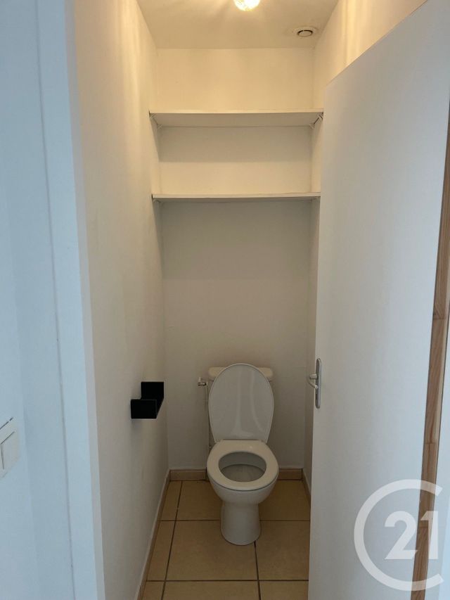 maison à louer - 4 pièces - 78.6 m2 - MONTMIRAT - 30 - LANGUEDOC-ROUSSILLON - Century 21 Jcd Immobilier