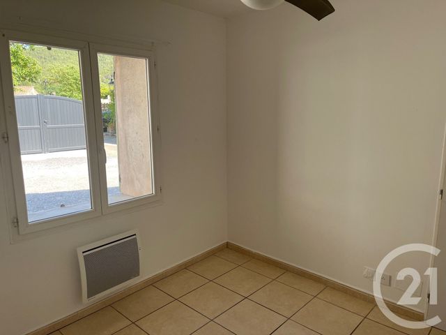 maison à louer - 4 pièces - 78.6 m2 - MONTMIRAT - 30 - LANGUEDOC-ROUSSILLON - Century 21 Jcd Immobilier