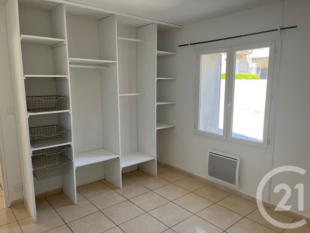 maison à louer - 4 pièces - 78.6 m2 - MONTMIRAT - 30 - LANGUEDOC-ROUSSILLON - Century 21 Jcd Immobilier
