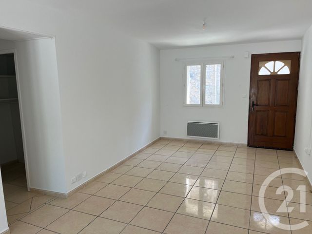 maison à louer - 4 pièces - 78.6 m2 - MONTMIRAT - 30 - LANGUEDOC-ROUSSILLON - Century 21 Jcd Immobilier