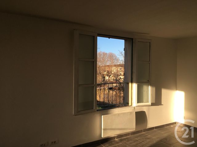 Appartement Duplex à louer - 3 pièces - 46.9 m2 - SOMMIERES - 30 - LANGUEDOC-ROUSSILLON - Century 21 Jcd Immobilier