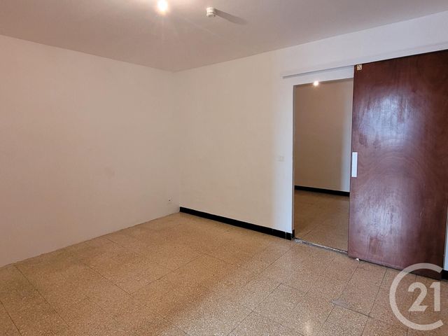 Appartement F2 à louer - 2 pièces - 45.18 m2 - SOMMIERES - 30 - LANGUEDOC-ROUSSILLON - Century 21 Jcd Immobilier