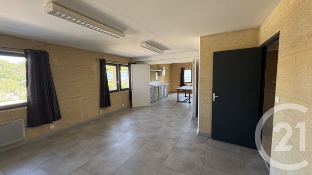 maison à louer - 7 pièces - 300.0 m2 - CONGENIES - 30 - LANGUEDOC-ROUSSILLON - Century 21 Jcd Immobilier