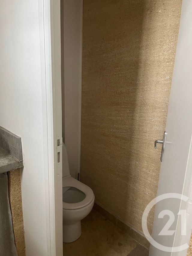 commerce à louer - 300.0 m2 - CONGENIES - 30 - LANGUEDOC-ROUSSILLON - Century 21 Jcd Immobilier