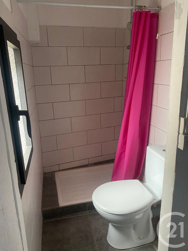 Appartement F2 à louer - 2 pièces - 36.7 m2 - SOMMIERES - 30 - LANGUEDOC-ROUSSILLON - Century 21 Jcd Immobilier