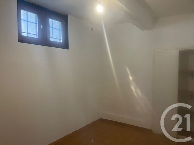 Appartement F4 à louer - 4 pièces - 61.58 m2 - SOMMIERES - 30 - LANGUEDOC-ROUSSILLON - Century 21 Jcd Immobilier