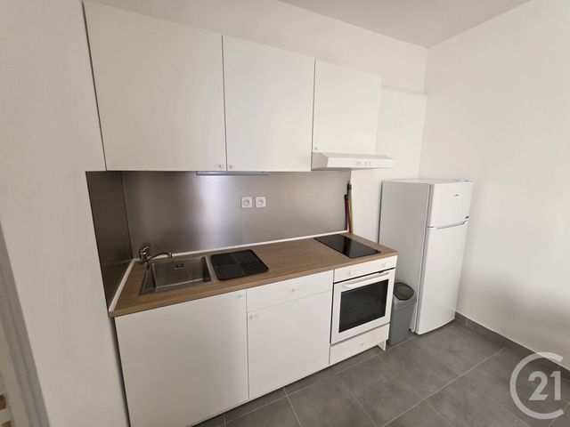 Appartement F2 à louer - 2 pièces - 31.81 m2 - NIMES - 30 - LANGUEDOC-ROUSSILLON - Century 21 Jcd Immobilier