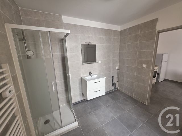Appartement F2 à louer - 2 pièces - 31.81 m2 - NIMES - 30 - LANGUEDOC-ROUSSILLON - Century 21 Jcd Immobilier