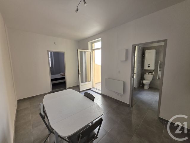 Appartement F2 à louer - 2 pièces - 31.81 m2 - NIMES - 30 - LANGUEDOC-ROUSSILLON - Century 21 Jcd Immobilier