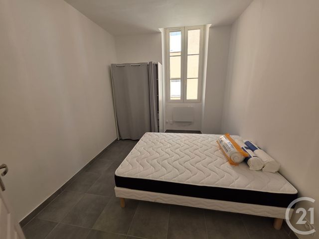 Appartement F2 à louer - 2 pièces - 31.81 m2 - NIMES - 30 - LANGUEDOC-ROUSSILLON - Century 21 Jcd Immobilier