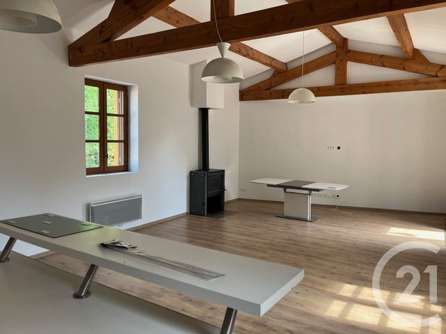 Appartement F4 à louer - 4 pièces - 115.8 m2 - SOMMIERES - 30 - LANGUEDOC-ROUSSILLON - Century 21 Jcd Immobilier