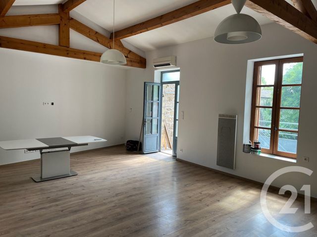 Appartement F4 à louer - 4 pièces - 115.8 m2 - SOMMIERES - 30 - LANGUEDOC-ROUSSILLON - Century 21 Jcd Immobilier