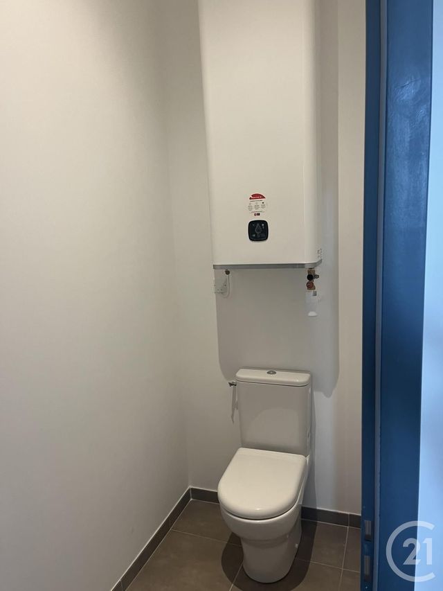 Appartement F2 à louer - 2 pièces - 50.28 m2 - SOMMIERES - 30 - LANGUEDOC-ROUSSILLON - Century 21 Jcd Immobilier