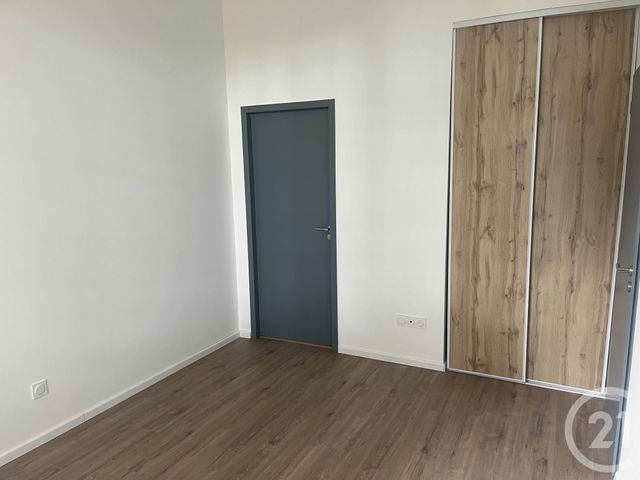 Appartement F2 à louer - 2 pièces - 50.28 m2 - SOMMIERES - 30 - LANGUEDOC-ROUSSILLON - Century 21 Jcd Immobilier