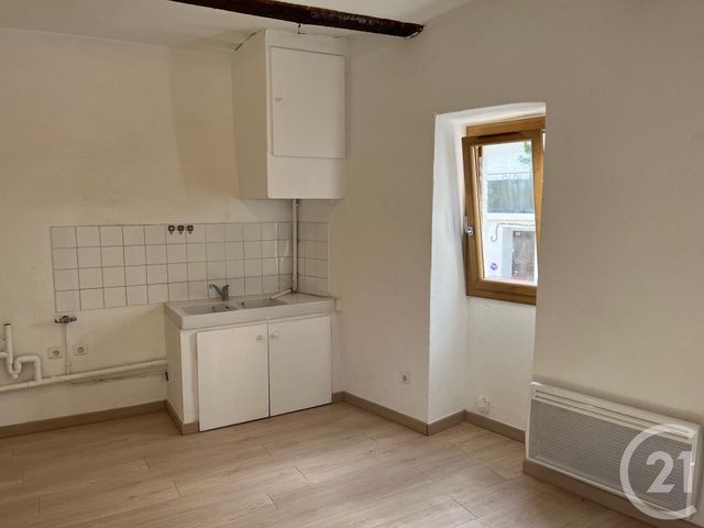 Appartement F2 à louer SALINELLES