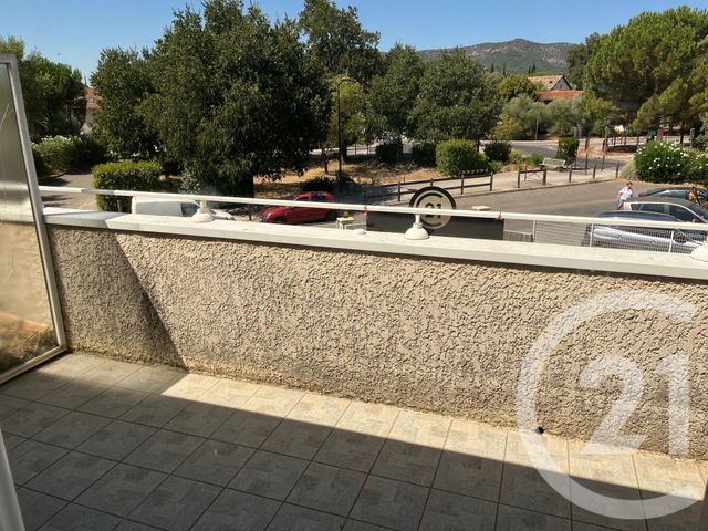 Appartement F2 à louer - 2 pièces - 44.6 m2 - QUISSAC - 30 - LANGUEDOC-ROUSSILLON - Century 21 Jcd Immobilier