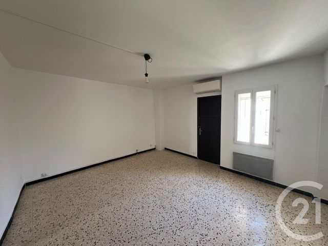 maison à louer - 4 pièces - 72.67 m2 - ST JEAN DE CORNIES - 34 - LANGUEDOC-ROUSSILLON - Century 21 Jcd Immobilier