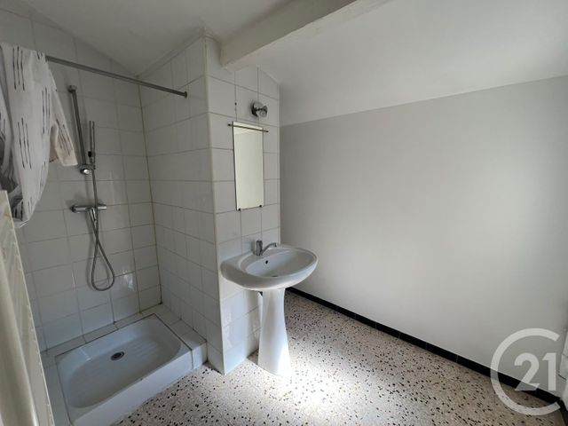 maison à louer - 4 pièces - 72.67 m2 - ST JEAN DE CORNIES - 34 - LANGUEDOC-ROUSSILLON - Century 21 Jcd Immobilier