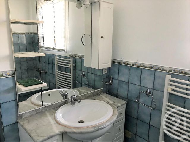 maison à louer - 4 pièces - 99.05 m2 - VILLEVIEILLE - 30 - LANGUEDOC-ROUSSILLON - Century 21 Jcd Immobilier