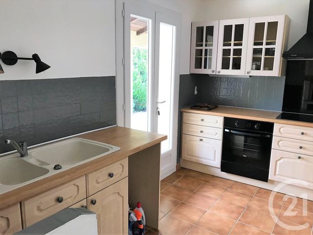 maison à louer - 4 pièces - 99.05 m2 - VILLEVIEILLE - 30 - LANGUEDOC-ROUSSILLON - Century 21 Jcd Immobilier